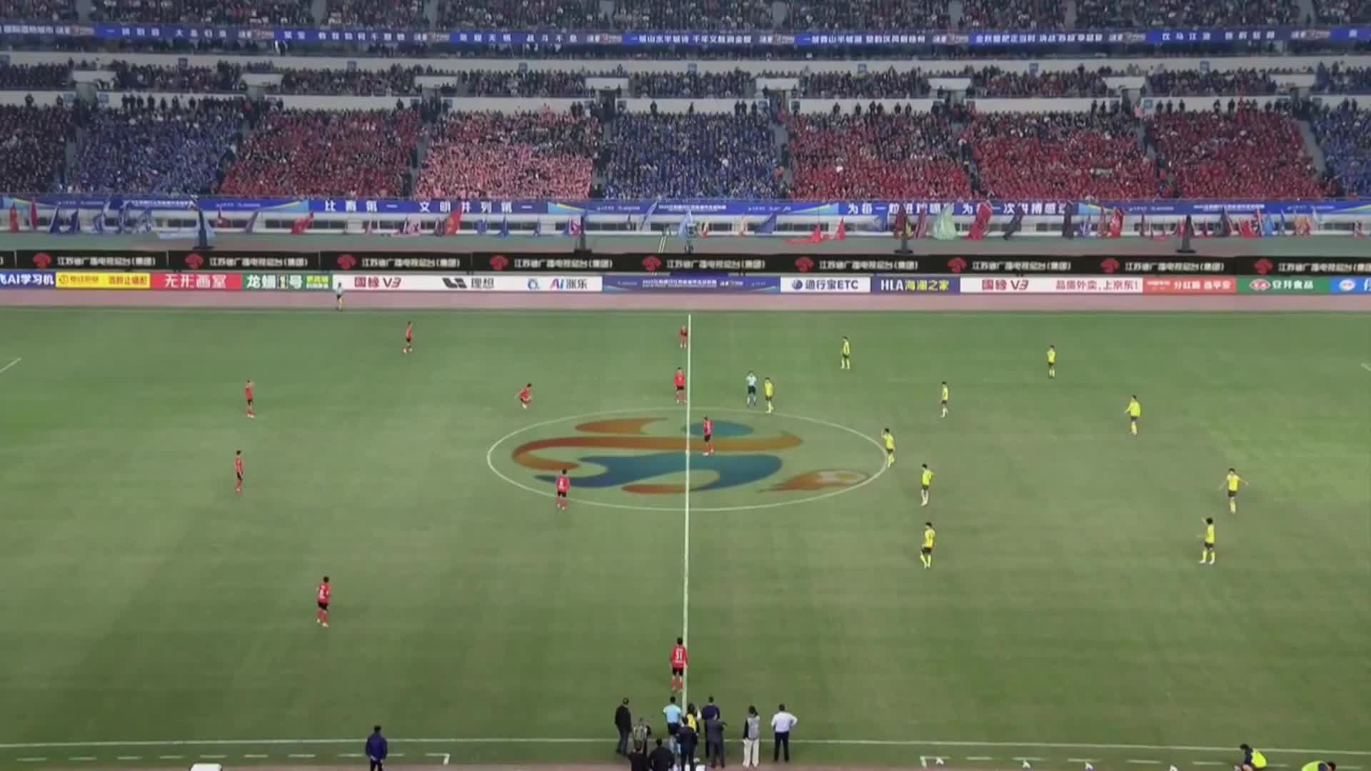 【集锦】江苏联-泰州队一黑到底点球大战4-3击败南通队夺冠